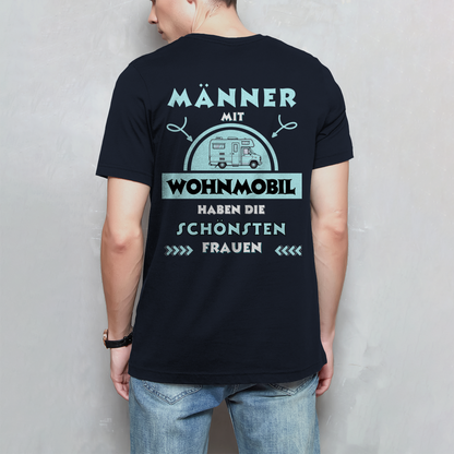 Männer mit Wohnmobil - Rückendruck || Premium T- Shirt unisex