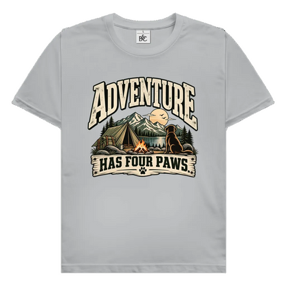 ADVENTURE HAS FOUR PAWS (Zelt) |Premium T-Shirt unisex