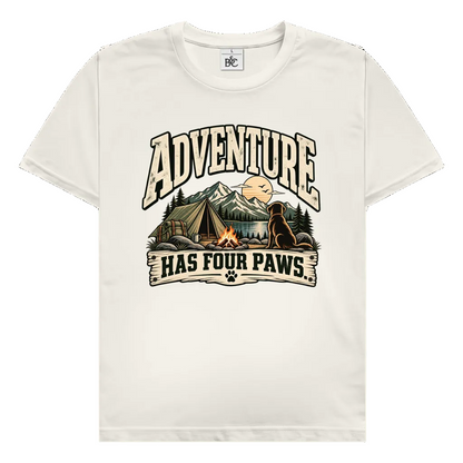 ADVENTURE HAS FOUR PAWS (Zelt) |Premium T-Shirt unisex